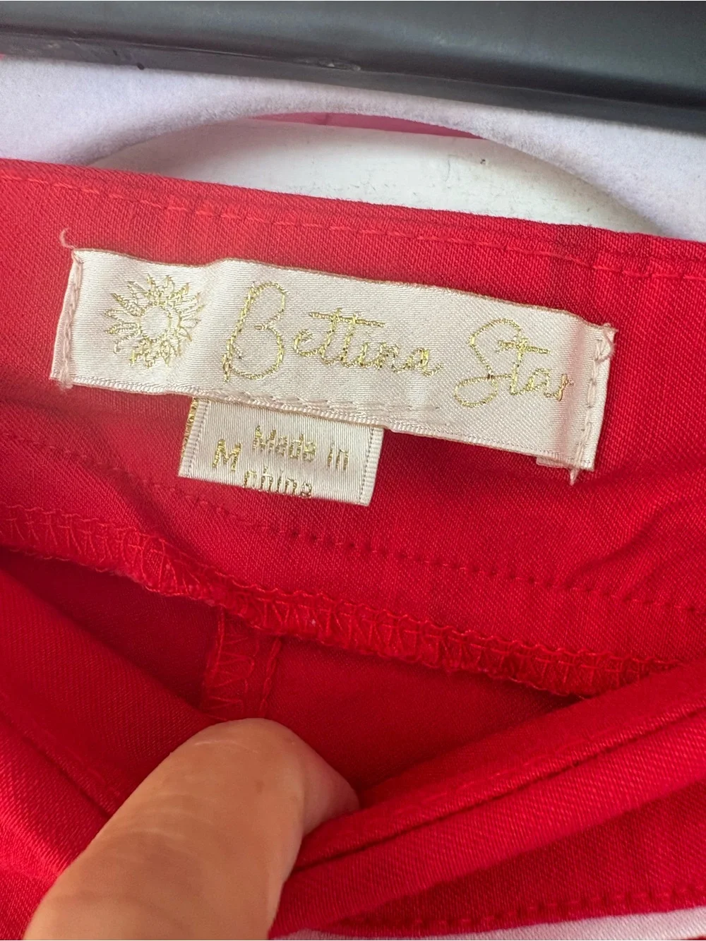 High-Waist Red Women's Athletic Shorts with Contrast Piping